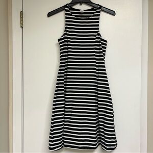 Old Navy Black & White Striped Midi Dress